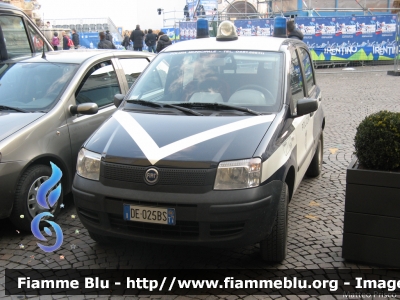 Fiat Nuova Panda 4x4 I serie
Corpo Polizia Municipale di Trento - Monte Bondone
Parole chiave: Fiat Nuova_Panda_4x4_Iserie