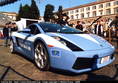 Lamborghini Gallardo
Polizia di Stato 
Polizia E8300
Parole chiave: lamborghini gallardo poliziaE8300