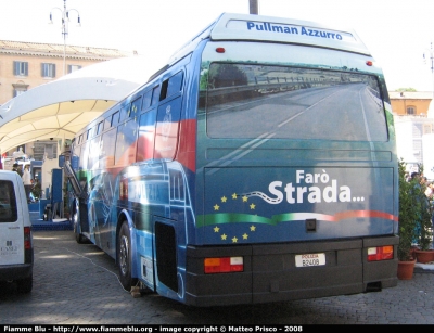 Iveco 370S
Polizia di Stato
"Pullman Azzurro 2"
Polizia B2408
Parole chiave: Iveco 370S PoliziaB2408