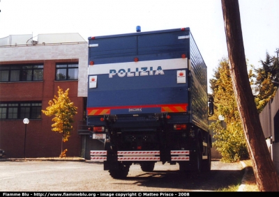 Iveco EuroCargo 100E21 4x4 II serie
Polizia di Stato
POLIZIA F3735
Parole chiave: Iveco EuroCargo_100E21_4x4_IIserie PoliziaF3735