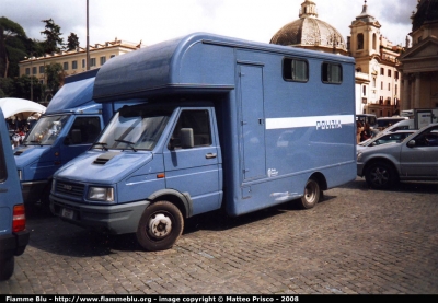 Iveco Daily II serie
Polizia di Stato
Polizia A2297
Parole chiave: iveco daily_IIserie PoliziaA2297