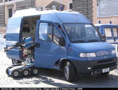 Fiat Ducato Maxi II serie
con robot ruotato
Parole chiave: fiat ducato_max_IIserie B5776