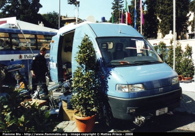 Fiat Ducato II serie
Polizia di Stato
Polizia B5776
Parole chiave: fiat ducato_IIserie poliziaB2776