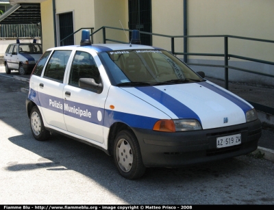 Fiat Punto I serie
Polizia Municipale Avezzano (AQ)
Parole chiave: fiat punto_Iserie pm_avezzano_AQ