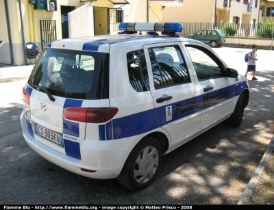 Mazda 2 I serie
Polizia Municipale Avezzano (AQ)
Parole chiave: Mazda 2_Iserie PM_Avezzano_AQ