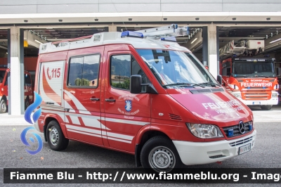 Mercedes-Benz Sprinter 4x4 II serie
Vigili del Fuoco
Unione Distrettuale Merano - Bezirksverband Meran
Corpo Volontario di Maia Bassa
- Freiwillige Feuerwehr Untermais (BZ)
VF 17V BZ
Parole chiave: Mercedes-Benz Sprinter_4x4_IIserie VF17NBZ