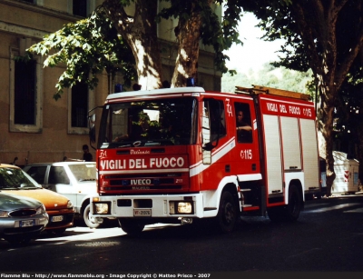 Iveco City2000 100E21 I serie
Vigili del Fuoco
Comando Provinciale di Roma
Distaccamento Cittadino Ostiense
AutoPompaSerbatoio allestimento Iveco-Magirus
VF 21976
Parole chiave: Iveco City2000_100E21_Iserie VF21976