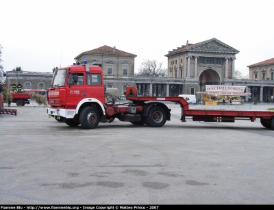 Iveco 190-36
Vigili del Fuoco
Comando Provinciale di Belluno
VF 20639
Parole chiave: Iveco 190-36 VF20639