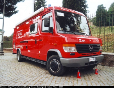 Mercedes-Benz Vario 614D
Vigili del Fuoco
VF 22657
Parole chiave: mercedes_benz vario_614D VF_22657