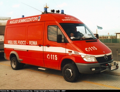 Mercedes-Benz Sprinter 4x4 II serie
Vigili del Fuoco
Comando Provinciale di Roma
Nucleo Soccorso Subacqueo e Acquatico
VF21727
Parole chiave: Mercedes-Benz Sprinter_4x4_IIserie VVF NSSA VF21727