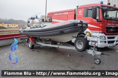 Carrello
Vigili del Fuoco
Comando Provinciale di Rieti
VF r3390
Parole chiave: Carrello Santa_BArbara_2017 VFR3390