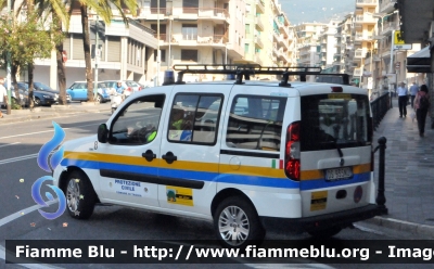 Fiat Doblò II serie
PC Comunale Arma di Taggia IM
Parole chiave: Liguria (IM) Protezione_civile Fiat Doblò_IIserie