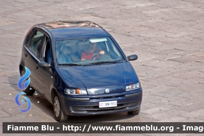 Fiat Punto II serie
Carabinieri
 CC BN932
Parole chiave: Fiat Punto_IIserie CCBN932