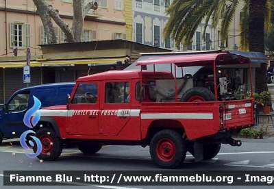 Land Rover Defender 130
Vigili del Fuoco 
Comando Provinciale di Imperia
Parole chiave: Land-Rover Defender_130