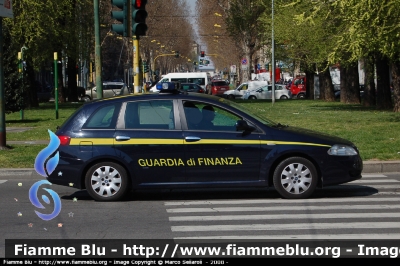 Fiat Nuova Croma
Guardia di Finanza
Parole chiave: Lombardia MI 