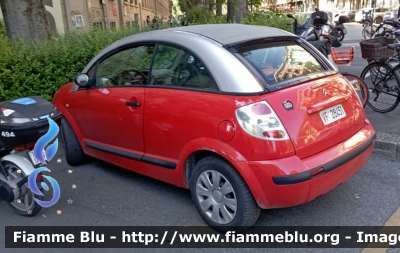 Citroën C3 Pluriel
Vigili del Fuoco
Comando Provinciale di Milano
Veicolo Proveniente da Confisca
VF 28451
Parole chiave: Citroën C3_Pluriel VF28451