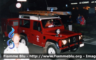 Land Rover Defender 90
Vigili del Fuoco
 Corpo Volontario di Pozza di Fassa TN
Parole chiave: Land-Rover Defender_90