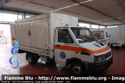 Iveco Daily II serie 
Protezione Civile
Provincia di Brescia
Parole chiave: Iveco Daily_IIserie