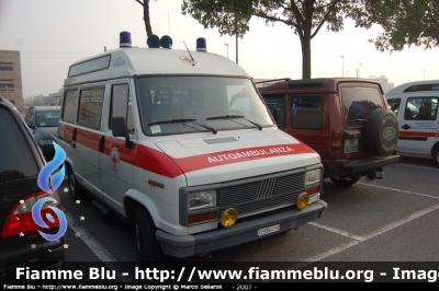 Fiat Ducato I serie
Croce Rossa Italiana
Comitato Provinciale Bergamo
CRI 12935
Parole chiave: Lombardia (BG) Ambulanza Fiat_Ducato_Iserie CRI12935