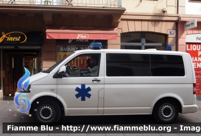 Volkswagen Transporter T5 restyle
France - Francia
Ambulance Reflex Strasbourg 
Parole chiave: Volkswagen Transporter_T5_restyle Ambulanza