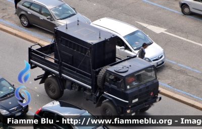 Iveco ACM 90
Carabinieri
III Bgt. Lombardia
CC 902 DI
Parole chiave: Iveco ACM90 CC902DI