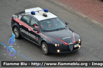 Alfa Romeo 159
Carabinieri
Nucleo Operativo Radiomobile
CC CR937
Parole chiave: Alfa-Romeo 159 CCCR937