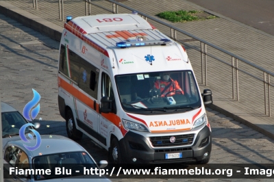 Fiat Ducato X290
Pubblica Assistenza SOS Lambrate Milano
081
Parole chiave: Lombardia (MI) Ambulanza Fiat Ducato_X290