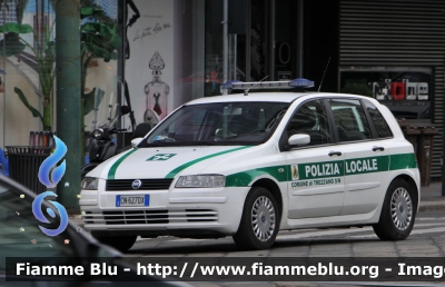 Fiat Stilo II Serie
Polizia Locale Trezzano Sul Naviglio MI
Parole chiave: Lombardia (MI) Polizia_locale Fiat Stilo_IISerie