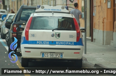 Fiat Punto III serie
Polizia Municipale Ancona
Parole chiave: Marche (AN) Polizia_locale Fiat Punto_IIIserie