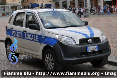 Daihatsu Terios II serie
Polizia Locale Gries AO
POLIZIA LOCALE YA183AM
Parole chiave: Valle_d_aosta Polizia_locale Daihatsu Terios_IIserie POLIZIALOCALEYA183AM