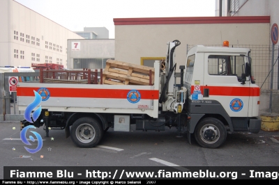 Nissan L35
Protezione Civile
Provincia di Brescia
Parole chiave: Nissan L35