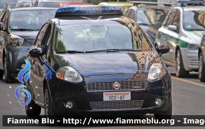 Fiat Grande Punto
Polizia Penitenziaria
POLIZIA PENITENZIARIA 102AF
Parole chiave: Fiat Grande_Punto POLIZIAPENITENZIARIA102AF