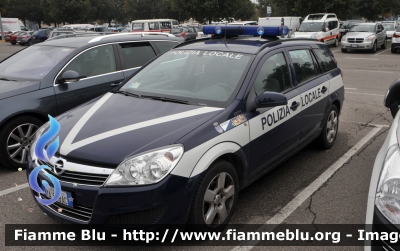 Opel Astra SW IV serie 
Servizio Associato della Marca Occidentale TV 
POLIZIA LOCALE YA88AC
Parole chiave: Veneto (TV) Polizia_locale Opel Astra_SW_IVserie REAS_2014