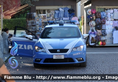 Seat Leon III serie
Polizia di Stato
Squadra Volante
Allestimento NCT Nuova Carrozzeria Torinese
Decorazione Grafica Artlantis
Polizia M0009
Parole chiave: Seat Leon_IIIserie PoliziaM0009