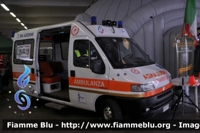 Fiat Ducato II serie
SAMU Italia Onlus Protezione Civile Milano
Parole chiave: Lombardia (MI) Protezione_civile Fiat Ducato_IIserie Reas_2014