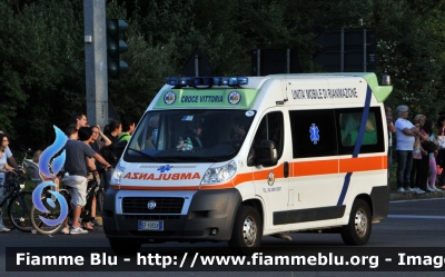 Fiat Ducato X250
PA Croce Vittoria Milano
Parole chiave: Lombardia (MI) Ambulanza Fiat Ducato_X250 Visita_papa_milano_2012