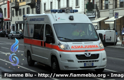 Peugeot Boxer III serie
Busnago Soccorso MB
Allestito EDM
Parole chiave: Lombardia (MB) Ambulanza Peugeot Boxer_IIIserie