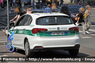 Fiat Nuova Tipo
Polizia Locale
Comune di Milano
Allestimento Focaccia
POLIZIA LOCALE YA890AB
Parole chiave: Lombardia (MI) Polizia_Locale Fiat Nuova_Tipo_5_porte POLIZIALOCALEYA890AB