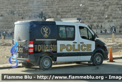 Mercedes-Benz Sprinter III serie restyle
جمهوريّة مصر العربيّة - Egitto
Tourist and Antiquities Police - Polizia Turistica
