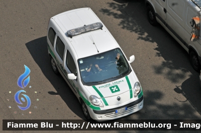 Renault Kangoo III serie
Polizia Locale Cisliano MI
Parole chiave: Lombardia (MI) Polizia_locale Reanault Kangoo_IIIserie