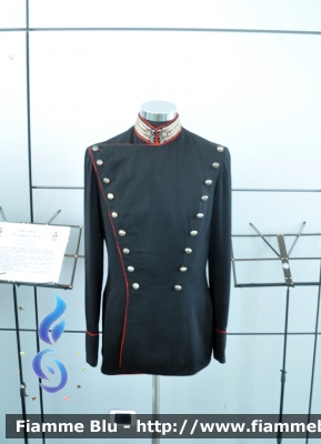 Uniforme
Carabinieri
Squadrone Corazzieri Guardie del Re
