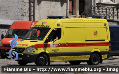 Mercedes-Benz Sprinter III serie
Koninkrijk België - Royaume de Belgique - Königreich Belgien - Belgio
Brandweer Gent
Parole chiave: Mercedes-Benz Sprinter_IIIserie Ambulanza