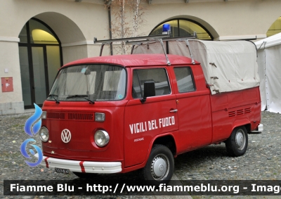 Volkswagen Transporter T2
Vigili del Fuoco 
Distaccamento di Issogne AO
AO 74529
Parole chiave: Volkswagen Transporter_T2