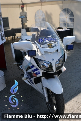 Yamaha FJR 1300 A 
Koninkrijk België - Royaume de Belgique - Königreich Belgien - Belgio
Police Locale Bruxelles Capitale Ixelles - Brussel Hoofdstad Elsene
Incoronazione del nuovo Re Philippe 21/07/2013

Parole chiave: Yamaha Fjr_1300A