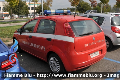 Fiat Grande Punto
Vigili del Fuoco
 VF 25015
Parole chiave: Fiat Grande_Punto Reas_2015 VF25015