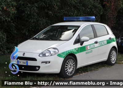 Fiat Punto VI serie
Polizia Municipale Basaluzzo AL
Parole chiave: Piemonte (AL) Polizia_locale Reas_2015