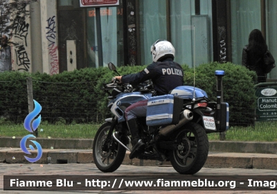 BMW F 700GS
Polizia di Stato
Squadra Volante
Gruppo di 10 Moto Donate alla Questura di Milano
POLIZIA G2305
Parole chiave: Bmw F700GS POLIZIAG2305