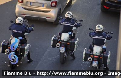 BMW F800GS
Polizia Locale
Comune di Milano
POLIZIA LOCALE YA 01363
POLIZIA LOCALE YA 01321
POLIZIA LOCALE YA 01329
Parole chiave: Lombardia (MI) Polizia_locale POLIZIALOCALEYA01329 POLIZIALOCALEYA01321 POLIZIALOCALEYA01363