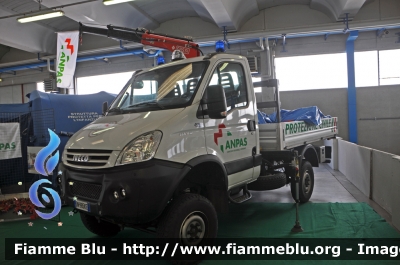 Iveco Daily 4X4 VI serie
ANPAS Piemonte
 Struttura protetta per l'infanzia
Parole chiave: Piemonte Protezione_Civile Iveco Daily_4X4_VIserie Reas_2015