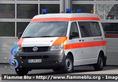 Volkswagen Transporter T5
Bundesrepublik Deutschland - Germania
Bayerisches Rotes Kreuz
Croce Rossa della Baviera
Parole chiave: Volkswagen Transporter_T5 Ambulanza